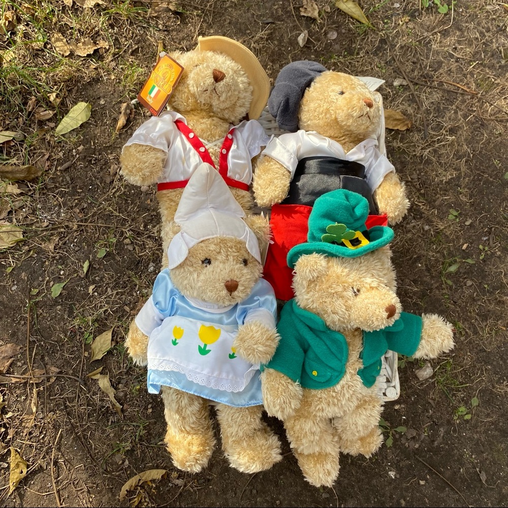 CUSTOM BUNDLE OF 4 GUND VINTAGE STUFFED ANIMAL PLUSH TOY TEDDY BEARS NWT ITALY